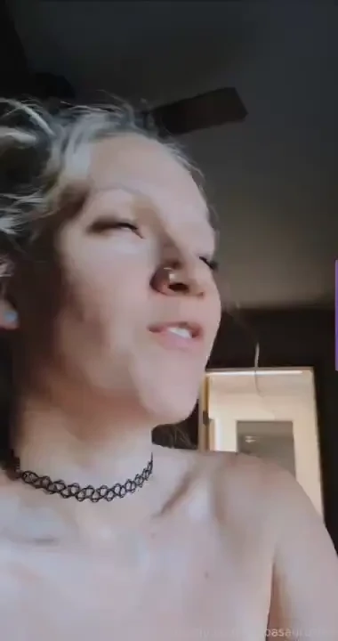 Forbidden tiktok friday who doesn t love titties tho 