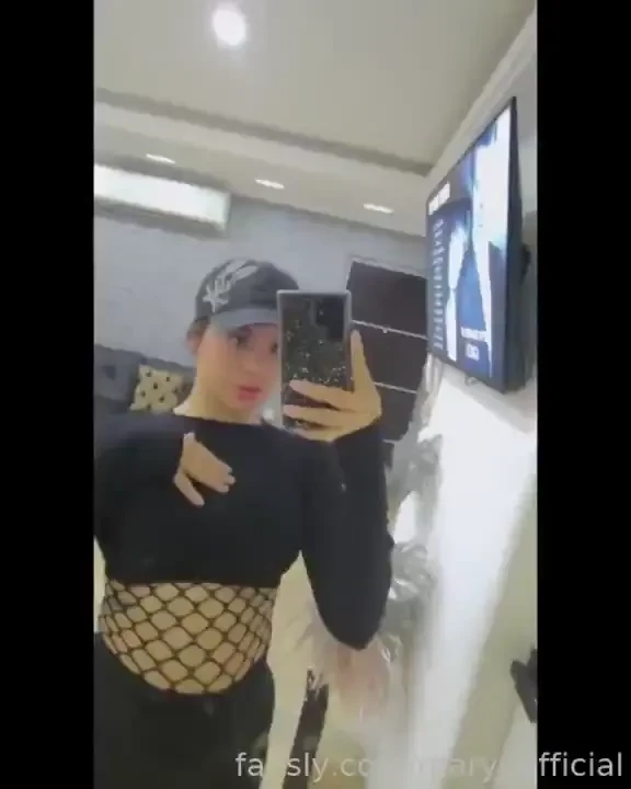 Tell me your sexual fantasies maryuofficial fyp blonde sexting milf 