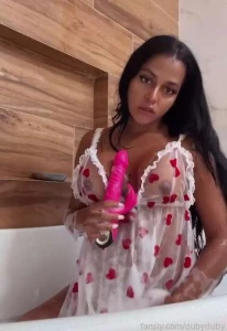 Why don t you tip me and find out how naughty i can be fyp pussy