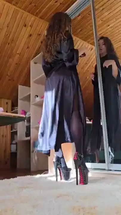 Pantyhose tights legs ass petite young egirl sexy amateur brunette 