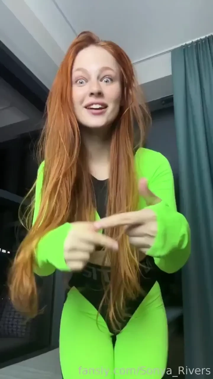 Owning my style and loving every curve bigass curvy fitgirl leggings 