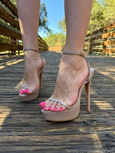 Do you like my creamy heels feet foot worshipping heels footfetish part 2