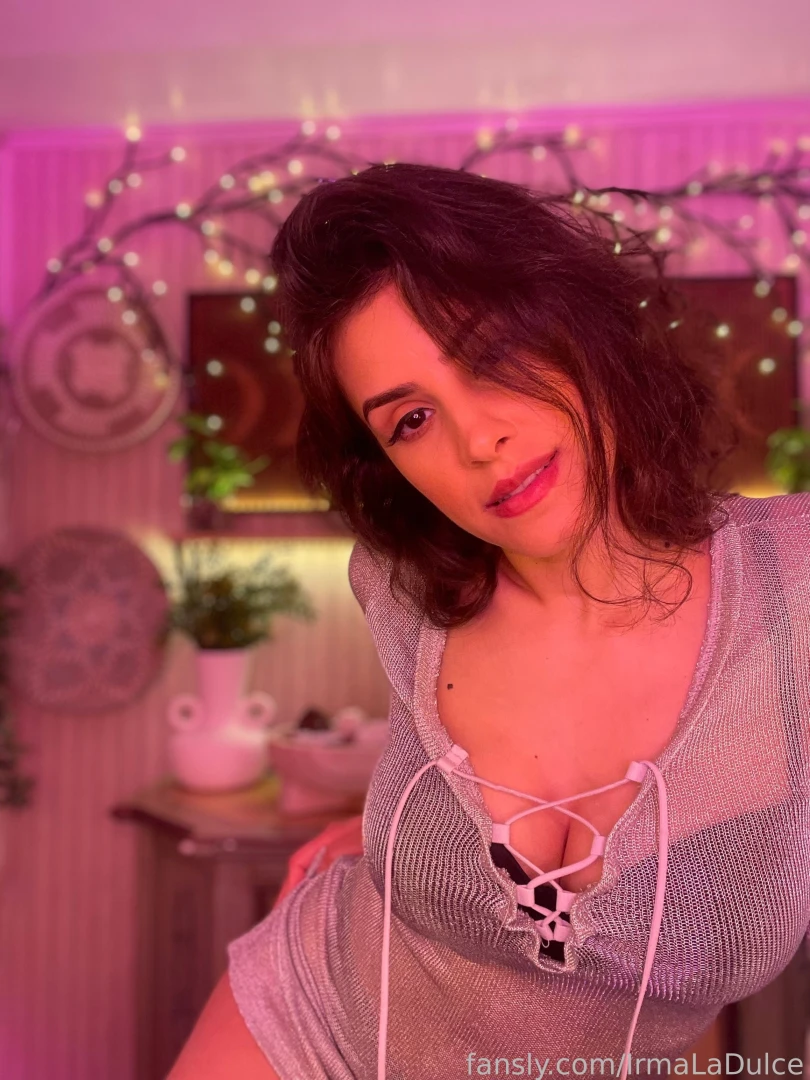 When was the last time someone ran their long nails through your scalp 