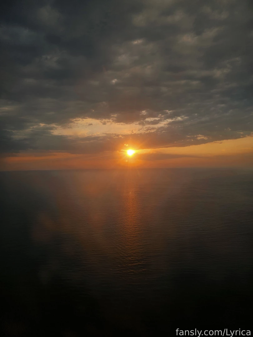 Hii kittens sorry i ve been pretty inactive lately i ve just been 