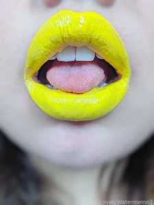 You re lookin awful cute watchin my lips sugar all shiny and yellow part 9