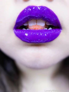 Bet you ve never seen lips this electric one look and you re hooked on part 9