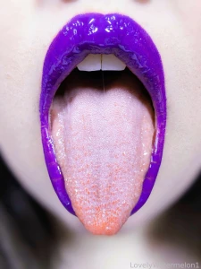 Bet you ve never seen lips this electric one look and you re hooked on part 5