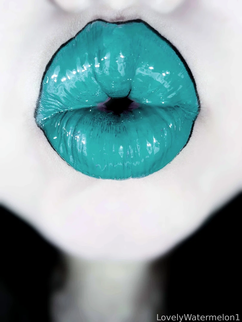 I m not here to impress you i m here to express myself this gloss it s part 3 