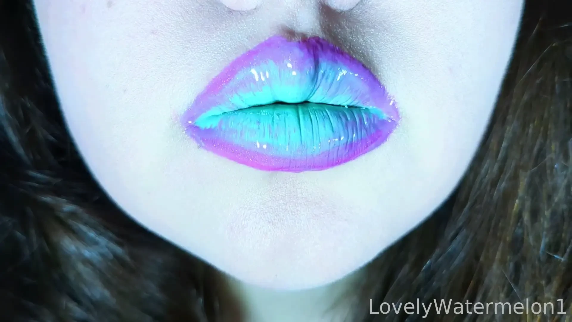 My lips look like they ve fallen from a dream glossed in clear light 