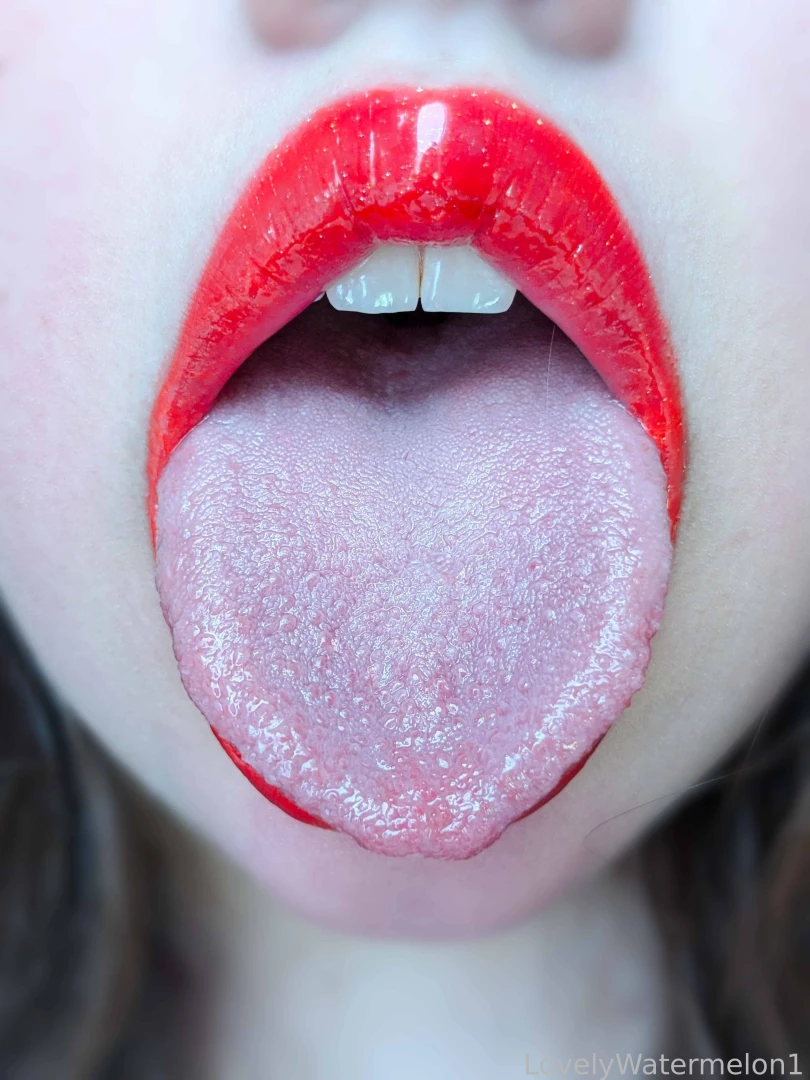 Starting the week off with something bright and vibrant after all 