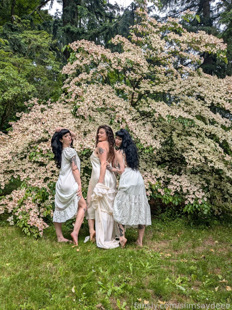 Tiffanyinnature took me and lucyluvs to this gorgeous park where we part 4 