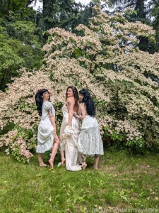 Tiffanyinnature took me and lucyluvs to this gorgeous park where we part 4