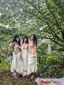 Tiffanyinnature took me and lucyluvs to this gorgeous park where we part 18