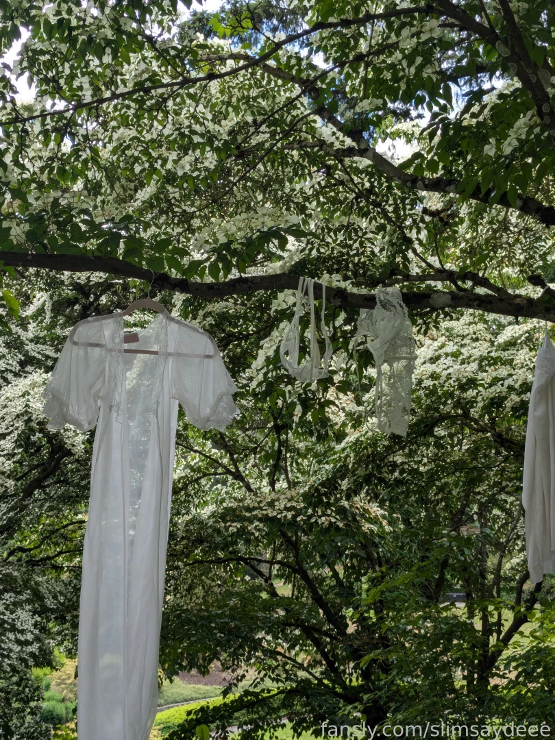 Tiffanyinnature took me and lucyluvs to this gorgeous park where we part 15 