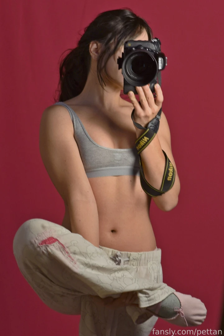 Some more teasing and squishing bc my boobs are looking super soft 