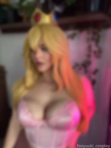 Princess peach is really sexy sometimes don t you think cosplay