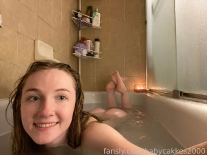 Butts and bare feet part 1