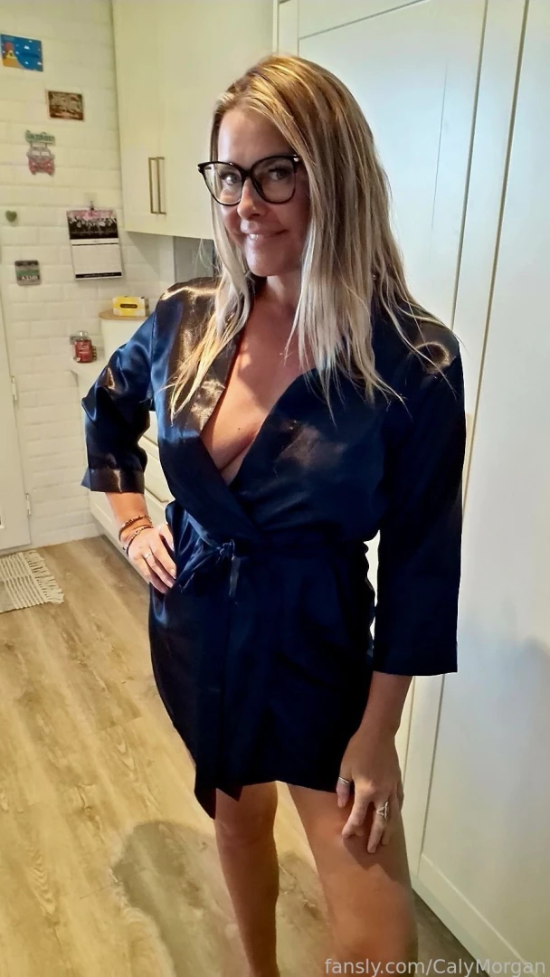 I m extremely wet today and i don t know why wanna see fyp blonde milf 