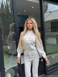 What cheers you up on cloudy days i feel a little crumpled at times part 1