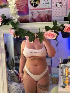 Front or back fridayyyyyyyy tell me which is ur fav fyp curvy chubby part 1