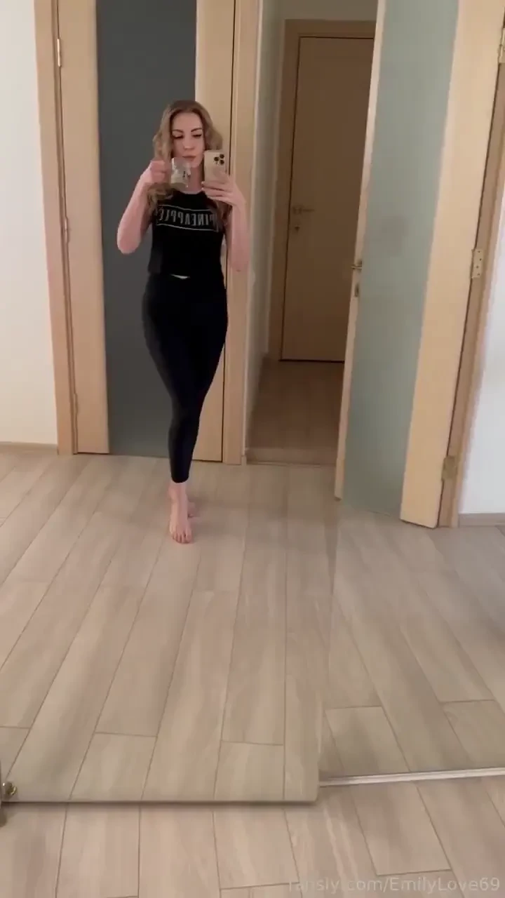 Enjoy your day fyp blonde armpits feet natural nude selfie wet 