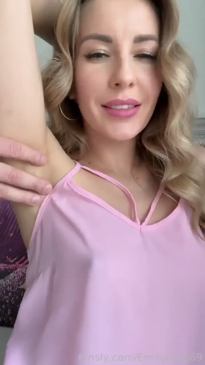 Who s hottest on fansly fyp armpits armpit armpitjob armpitsex 