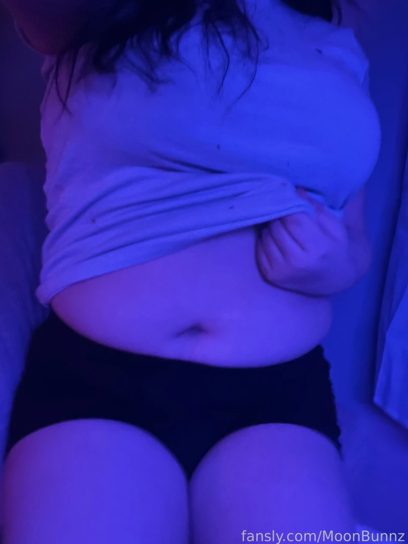 Took some pictures feeling so spicy so i can t wait to ride a dildo part 13 