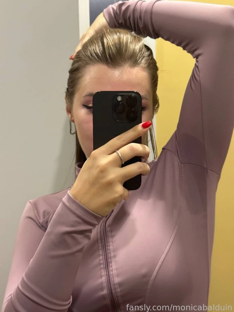 Wanna sniff my hot armpits now slave fyp goddess blonde armpits armpit 