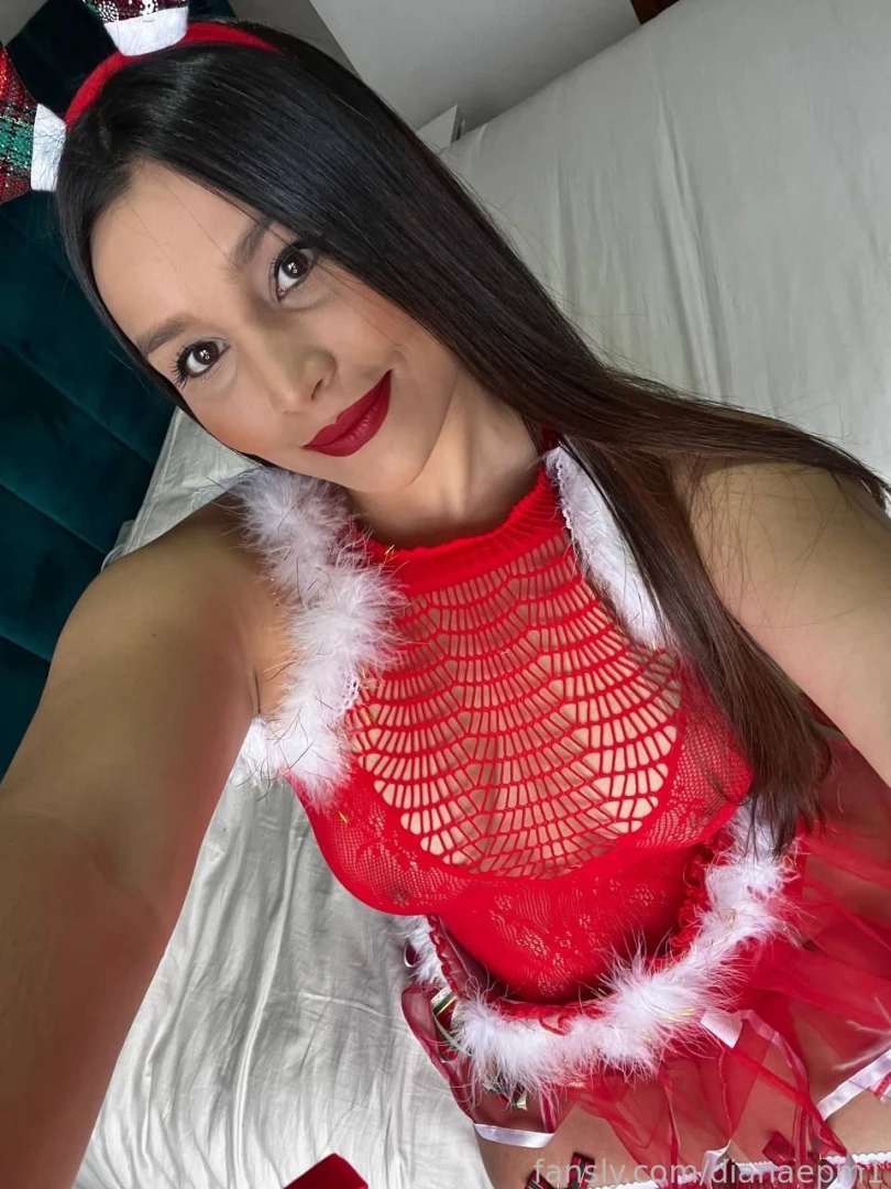 Baby i want you to be my santa and give me my gift bigbooty christmas 