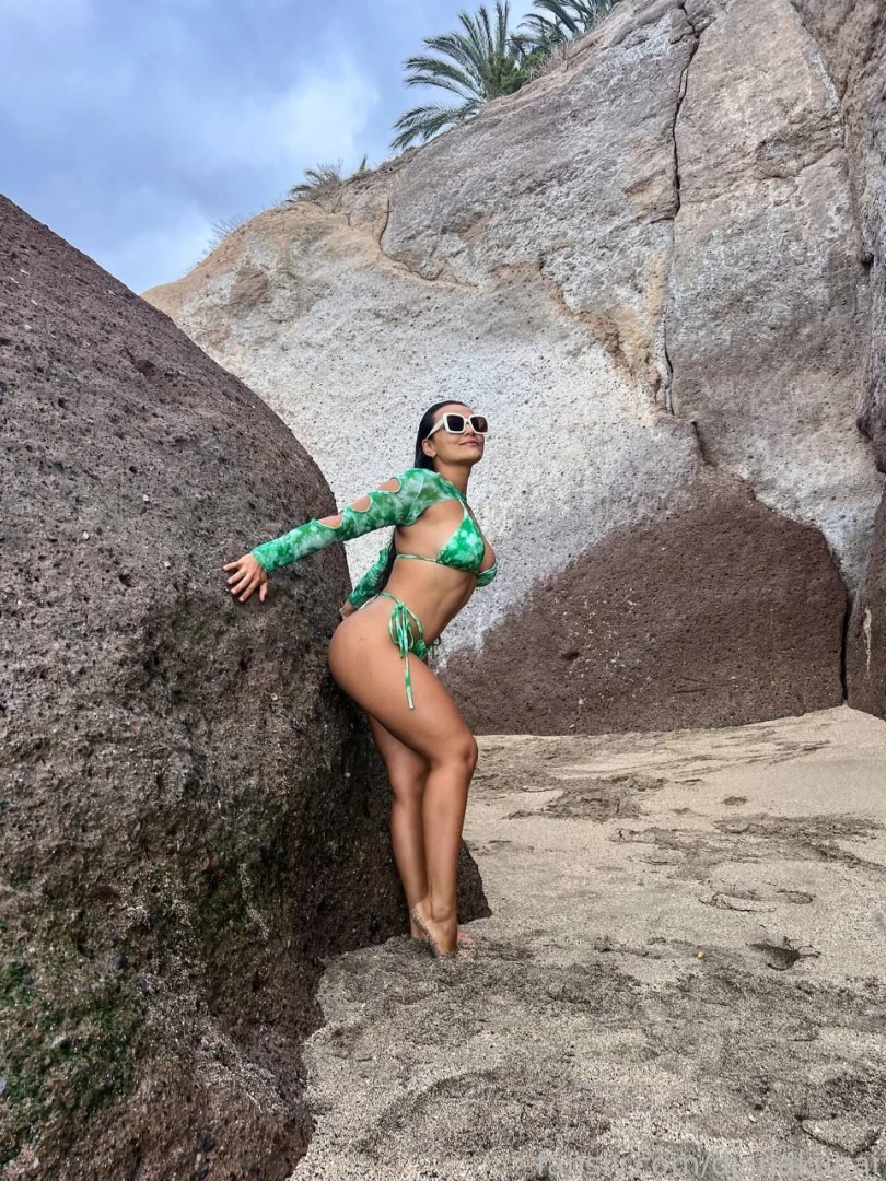 Do you want to join me in my paradise of sun and sex bigbooty sextape part 1 