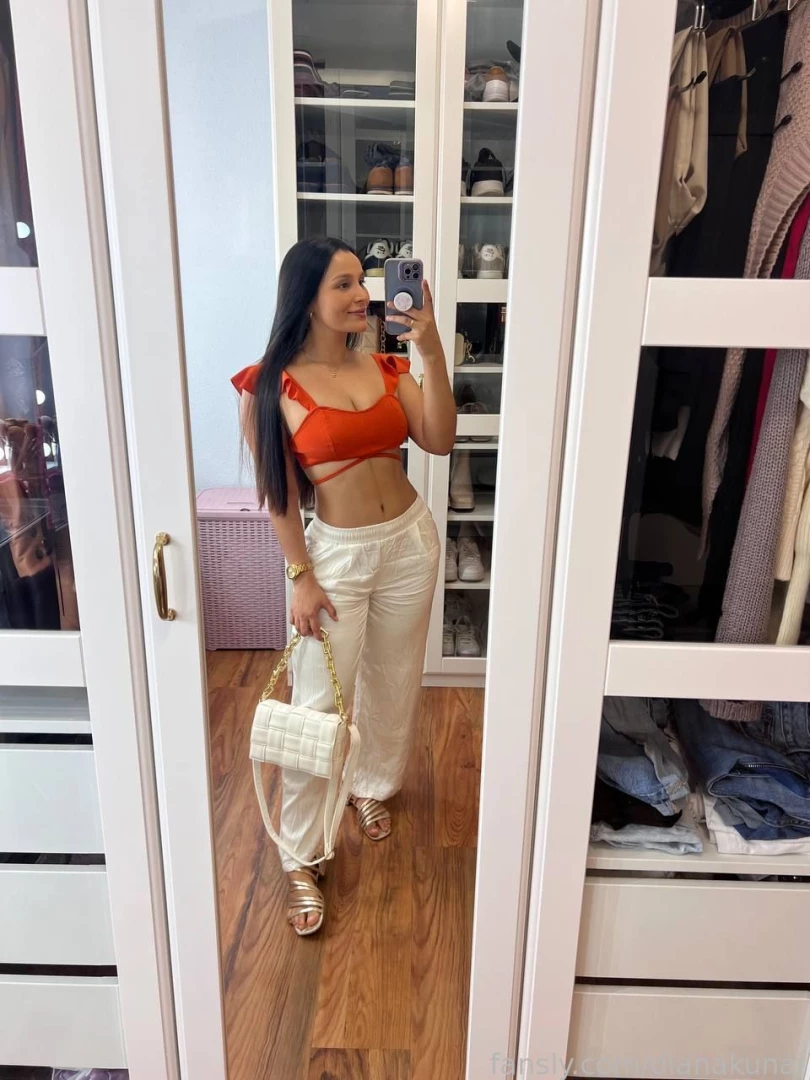 Will you accompany me shopping at the mall bigbooty sextape part 1 