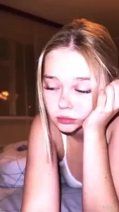U think i m bad or good girl young tiny cute fyp blonde shorthair