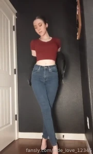 To celebrate my 4th anniversary as an adult content creator i ve