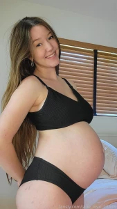 Bump update officially 9 months pregnant 36 weeks pregnant pregnancy