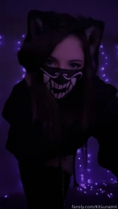 Aaaaa i m cute right aren t i cute i wanna try doing contacts and part 7