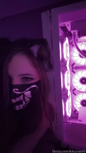 Aaaaa i m cute right aren t i cute i wanna try doing contacts and part 4