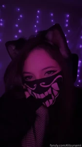 Aaaaa i m cute right aren t i cute i wanna try doing contacts and part 16