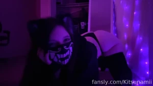 Aaaaa i m cute right aren t i cute i wanna try doing contacts and