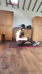 Should i gym naked for you