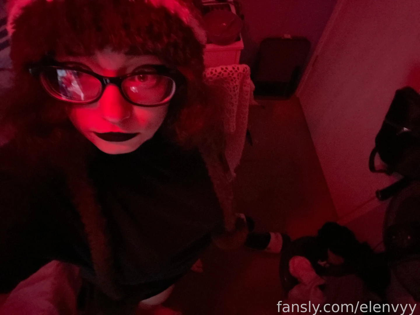 Tried better lighting mixed with the red alot happening here but i part 72 