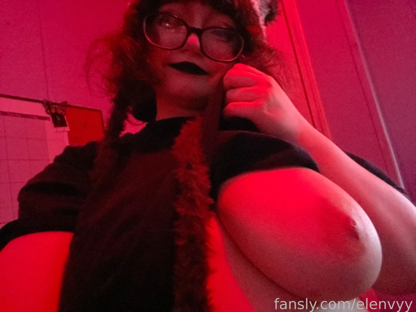 Tried better lighting mixed with the red alot happening here but i part 10 