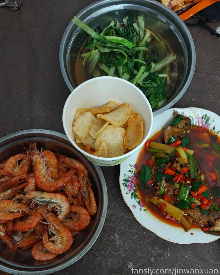 407089956217954304 part 1 