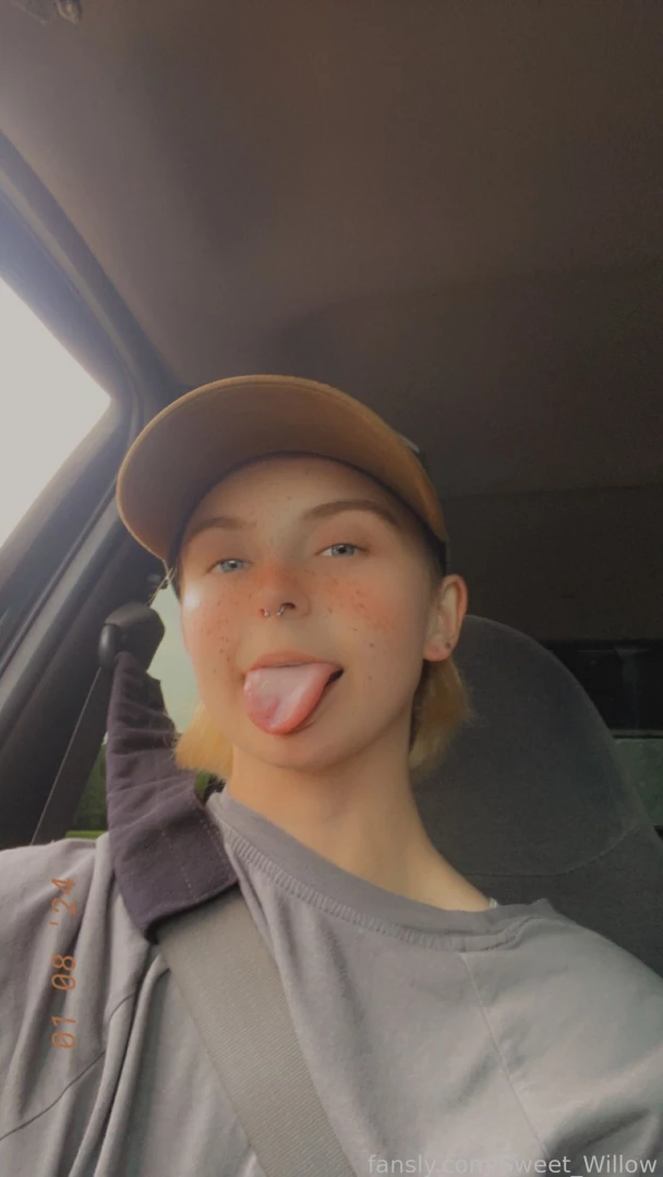 Please play with my tongue part 2 