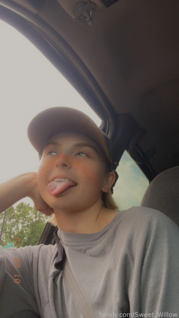 Please play with my tongue part 1 