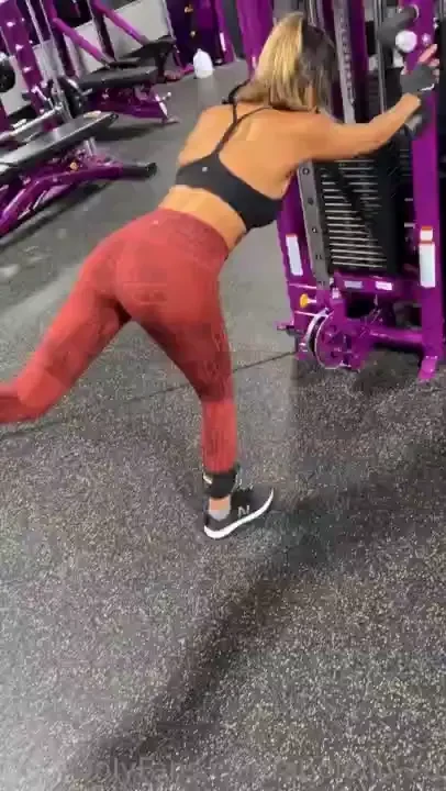 Haven t worked my bum in a week don t want it to go flat again i could 