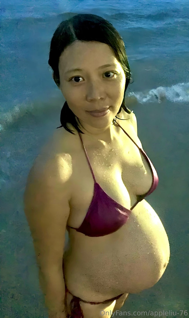 8 years ago ready to pop 