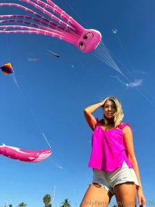 Ufo unidentified flying octopus