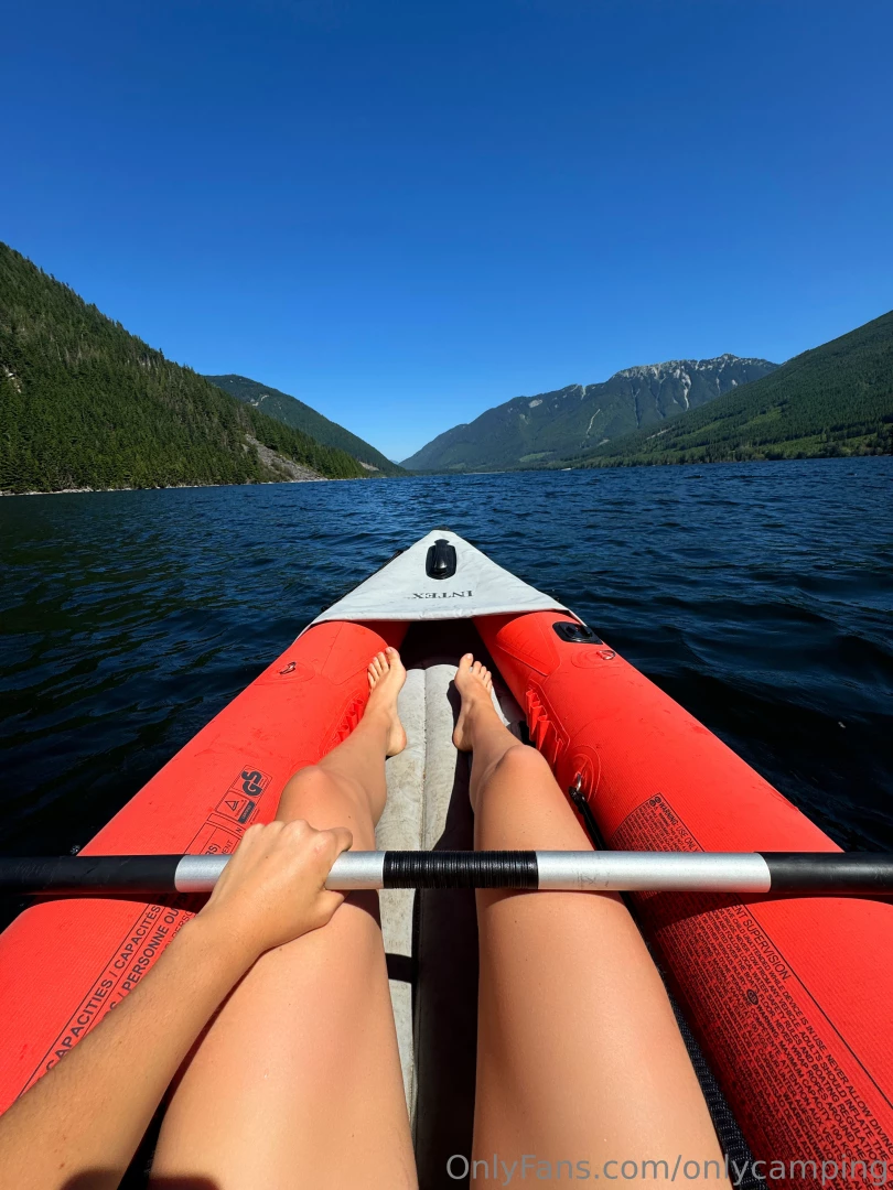 Check ur dms kayak and pussy spreading fun hehe 