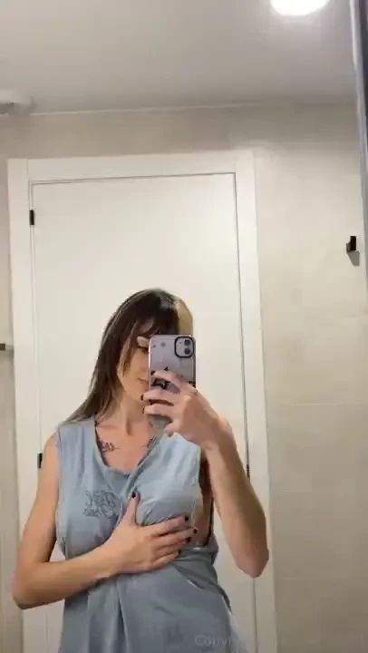 Los lunes me ponen muy traviesa si me dejas un regalito hoy podr s ver 