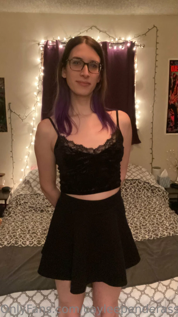 This new outfit i got is coming off in a cute little strip video i m 